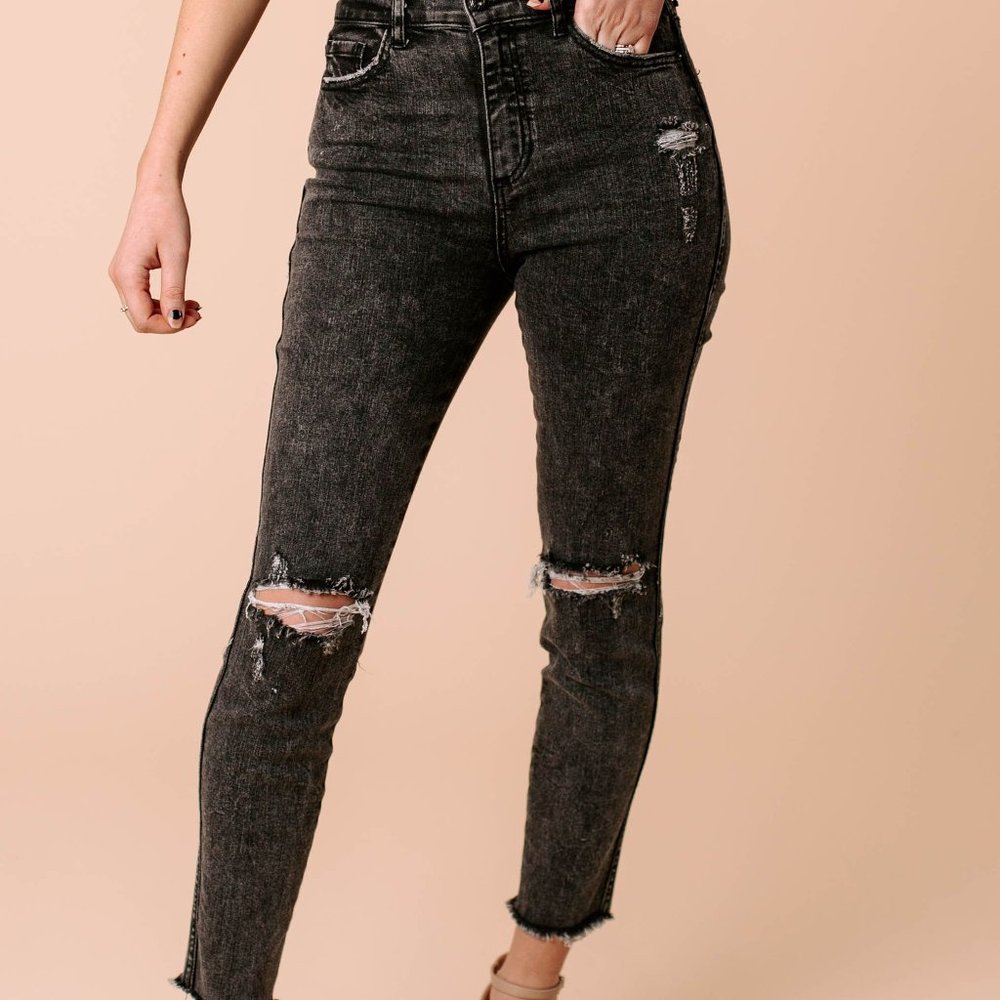 Drew Distressed Jeans
